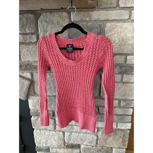GUESS Women's Pink Knitted Sweater Scoop Neck Siz Medium Cable Knit Fabric Tight